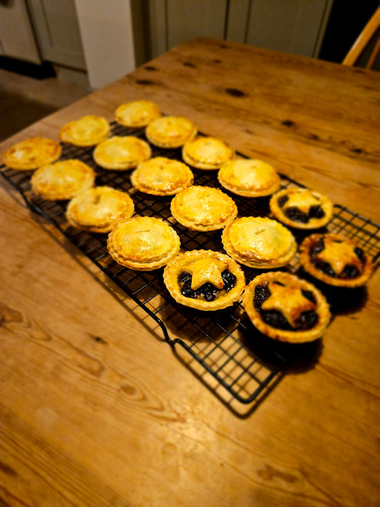 Traditional and Deep Filled Mince Pies - Made Without Gluten