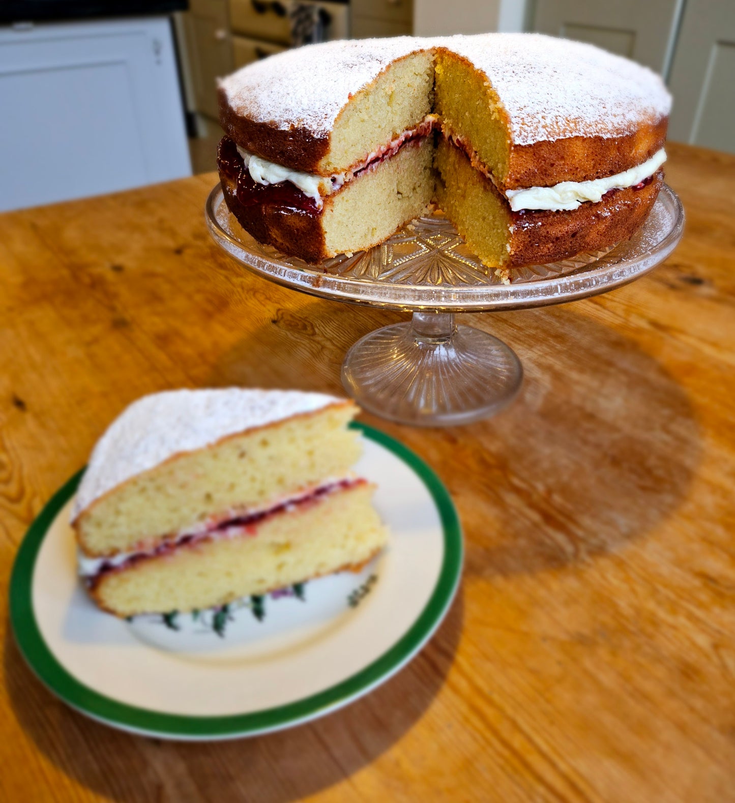 Victoria Sponge Cake - Made Without Gluten