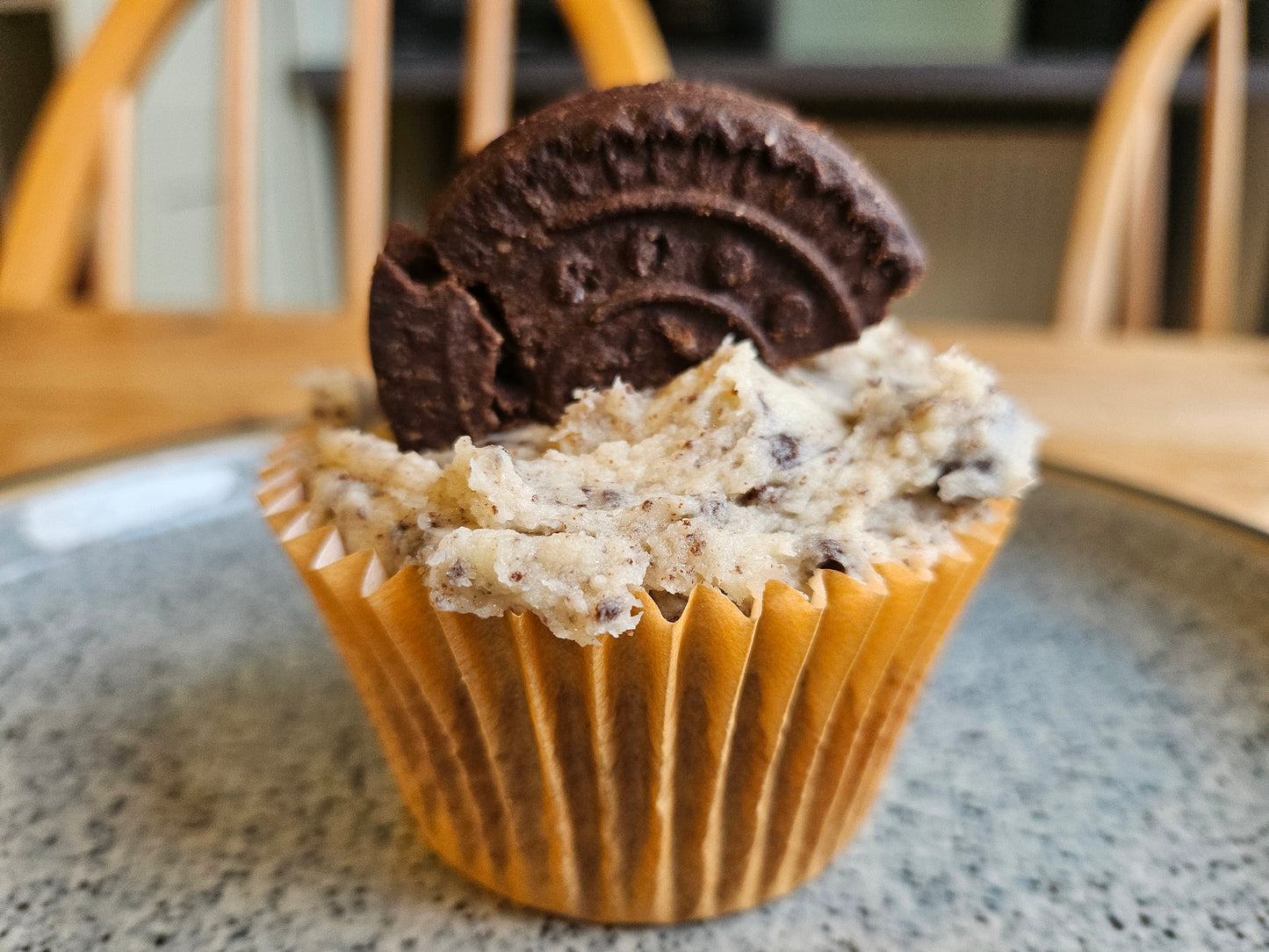 12 Cookies and Cream Cupcakes - Made Without Gluten, Vegan Option Available